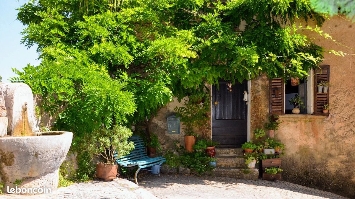 Maison 4 pièces 122 m² · à Tourtour · 122 m² · 460 000 €