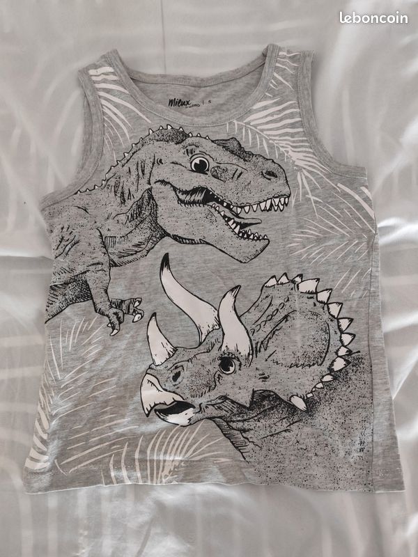 Vêtements enfant 4-6/7 ans (image 7)