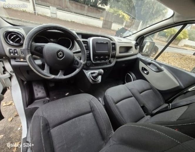 Renault TRAFIC AMÉNAGÉ GRAND CONFORT 1.6 DCI 90 L1H1 GPS 8000 (image 3)