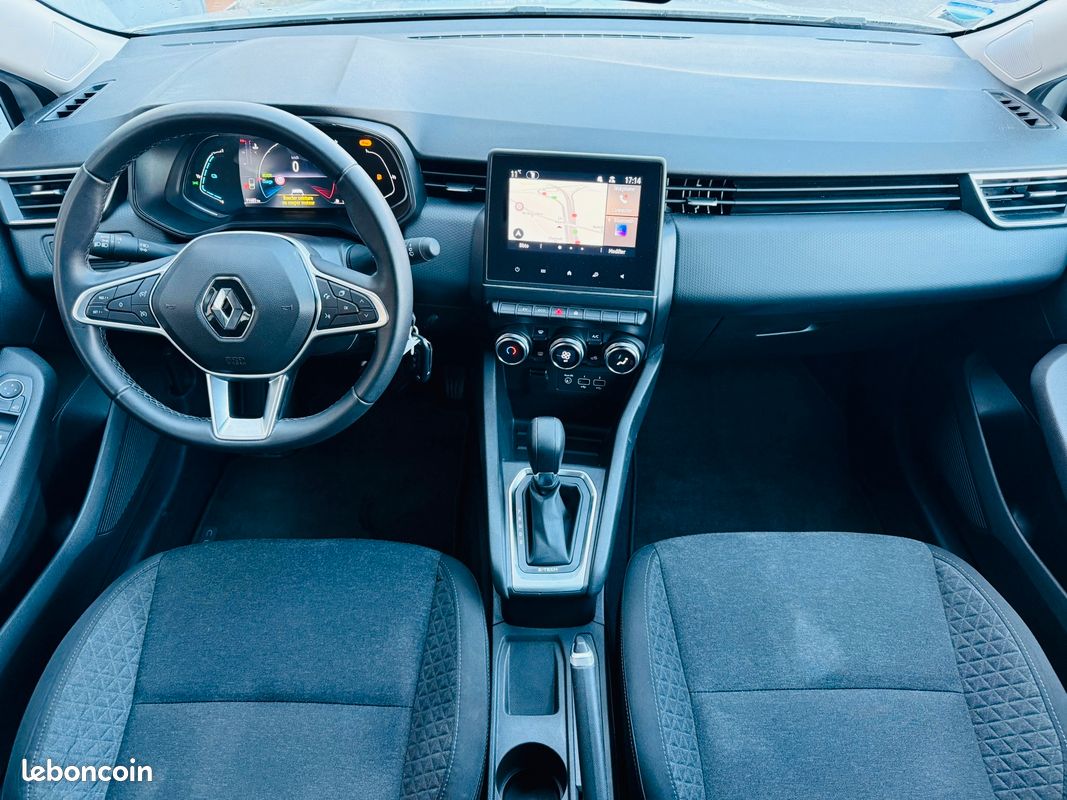 RENAULT CLIO 5 1.6 145CV BVA Business (image 10)