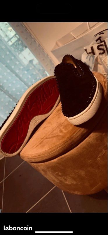 Louboutin pik boat (image 1)