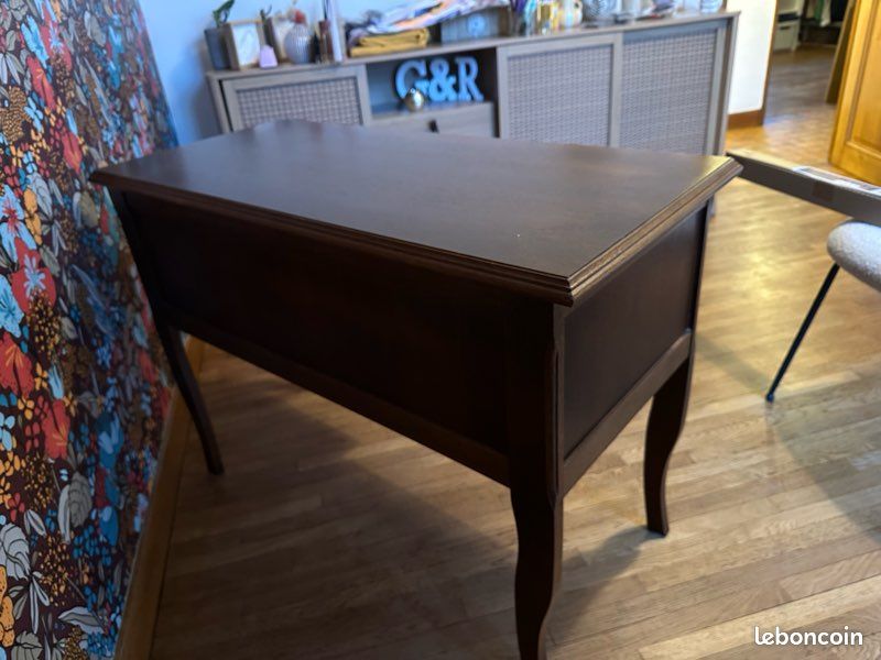 Bureau (image 4)
