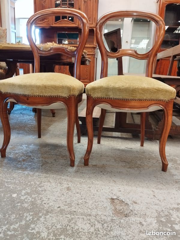 Paire de chaises capitonnées (image 3)