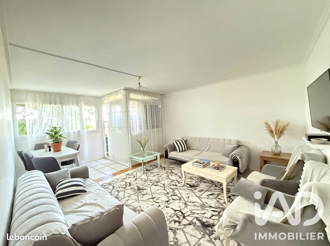 Appartement 5 pièces 89 m² · à Villeneuve-Saint-Georges · 89 m² · 160 000 €