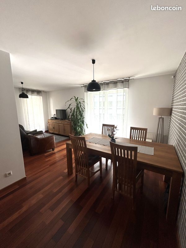 Appartement 3 pièces 70 m² · à Vélizy-Villacoublay · 70 m² · 330 000 €