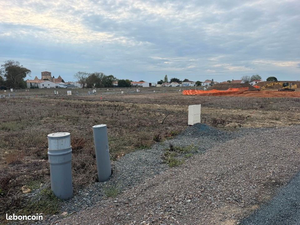 Terrain 337 m² · au Bernard · 50 700 €