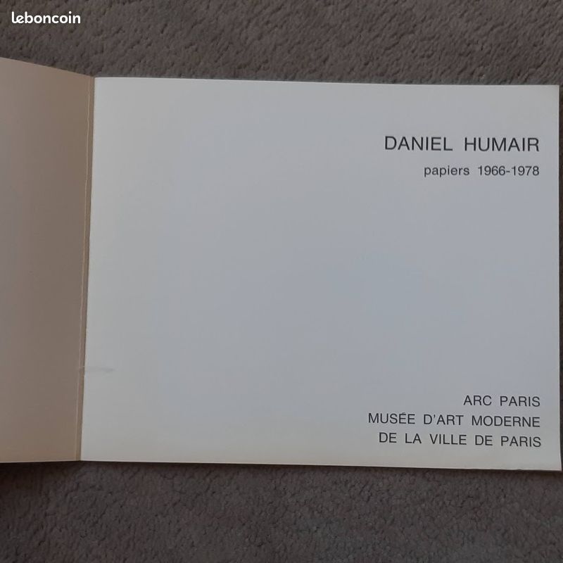 Livre -Catalogue de l'Exposition  Daniel HUMAIR-papiers 1966-1978 (image 2)