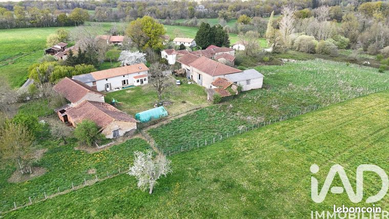 Propriété 5 pièces 190 m²