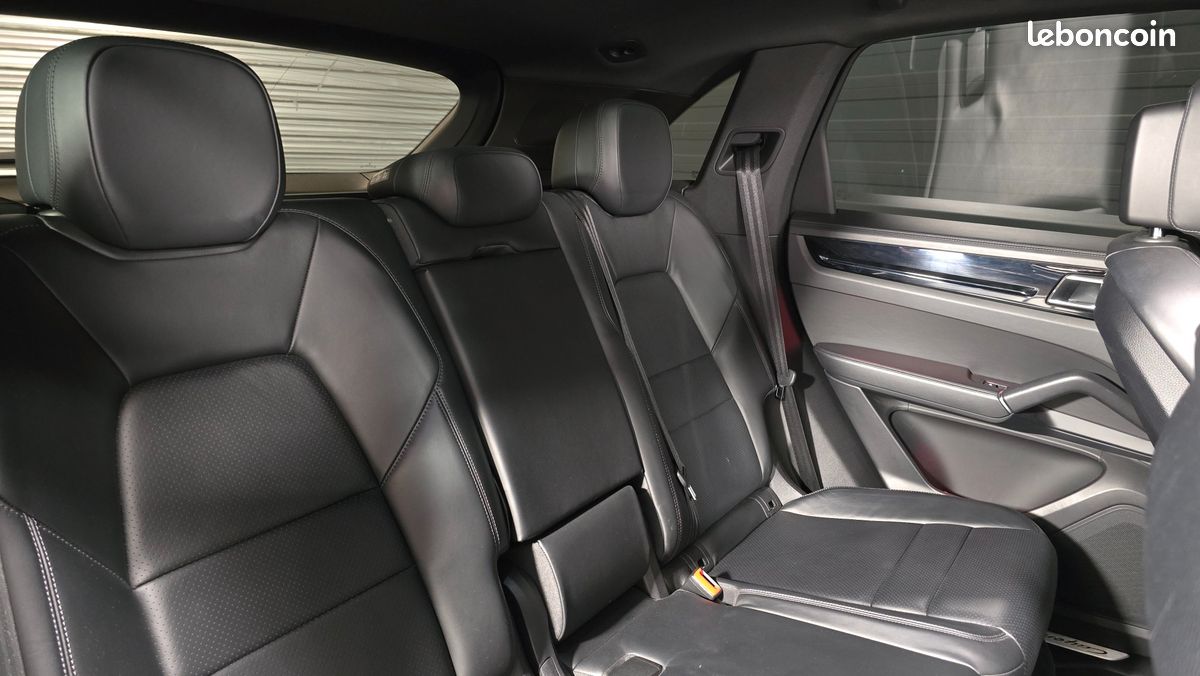 PORSCHE CAYENNE 3.0 E-HYBRID 462H 340 PHEV 14.1KWH PLATINUM EDITION BVa (image 12)