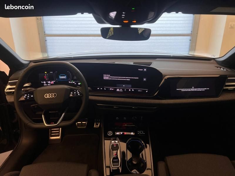 Audi A5 Avant 2.0 e-hybrid 299ch S line quattro S tronic 7 (image 10)