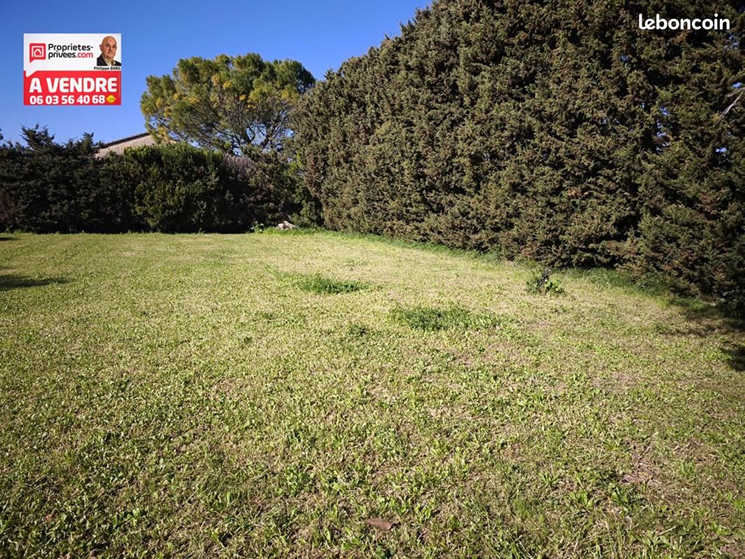 Terrain 618 m² Monteux · 127 000 €