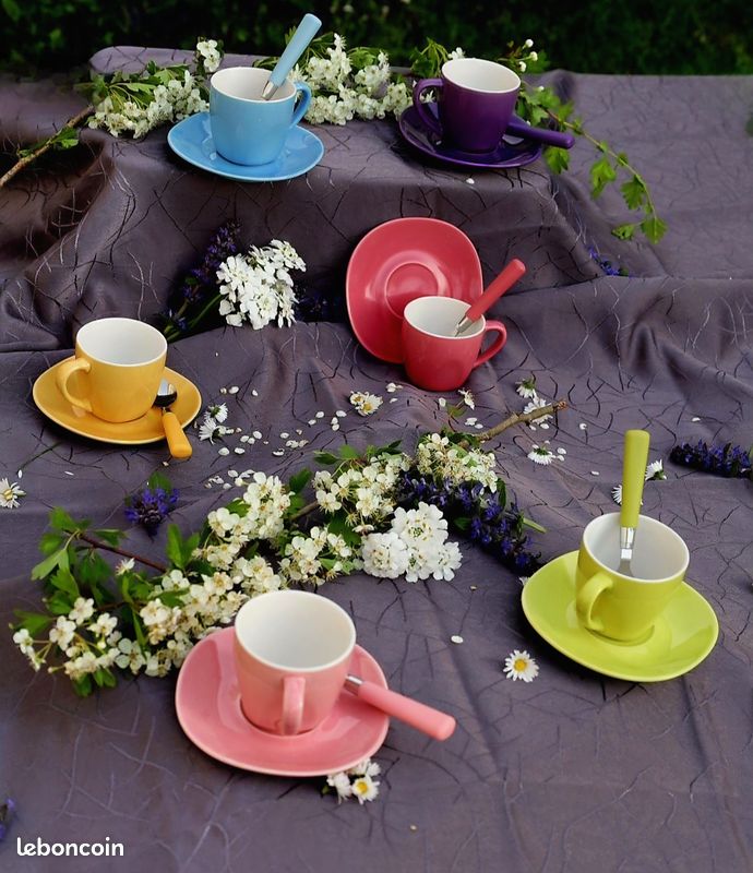 Ensemble de 4 tasses à café avec Couvercles et Cuillères - Verres à café en Verres de