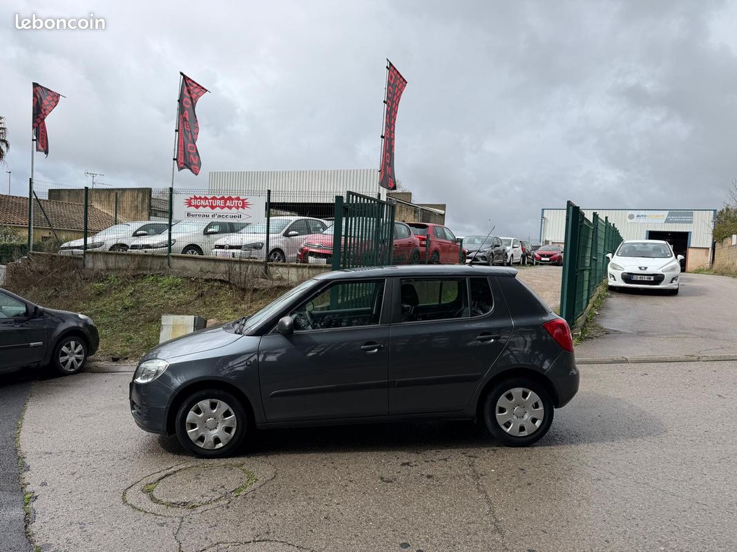 Skoda Fabia 1.2i 12V 60cv Pep's 2009 (image 3)