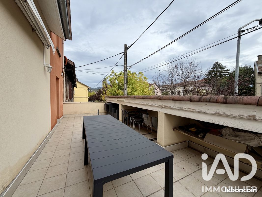 Appartement 4 pièces 102 m² · à Ambérieu-en-Bugey · 102 m² · 205 000 €