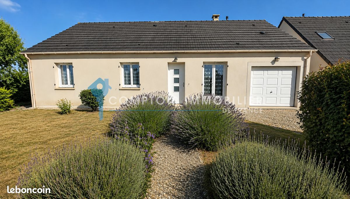 Maison 5 pièces 93 m² · à Auneau-Bleury-Saint-Symphorien · 93 m² · 1 050 €