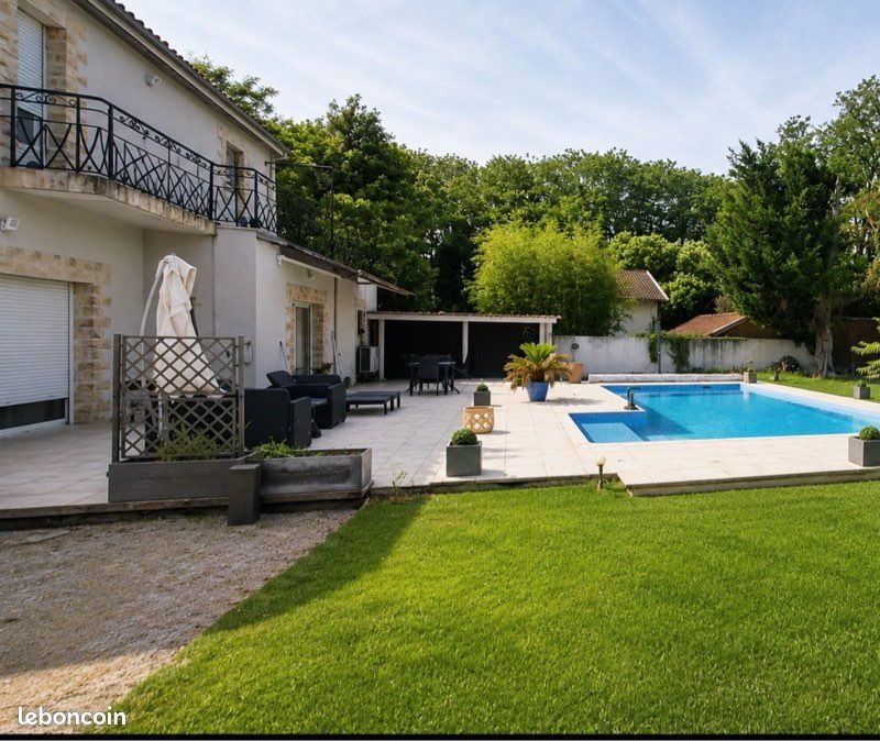 Maison 5 pièces 141 m² · à Cadaujac · 141 m² · 492 000 €