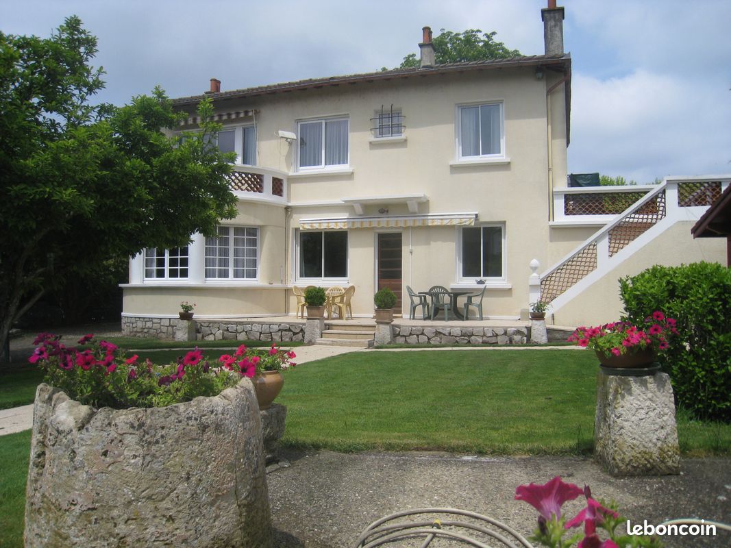 Maison 7 pièces 175 m² · à Lavardac · 175 m² · 233 000 €