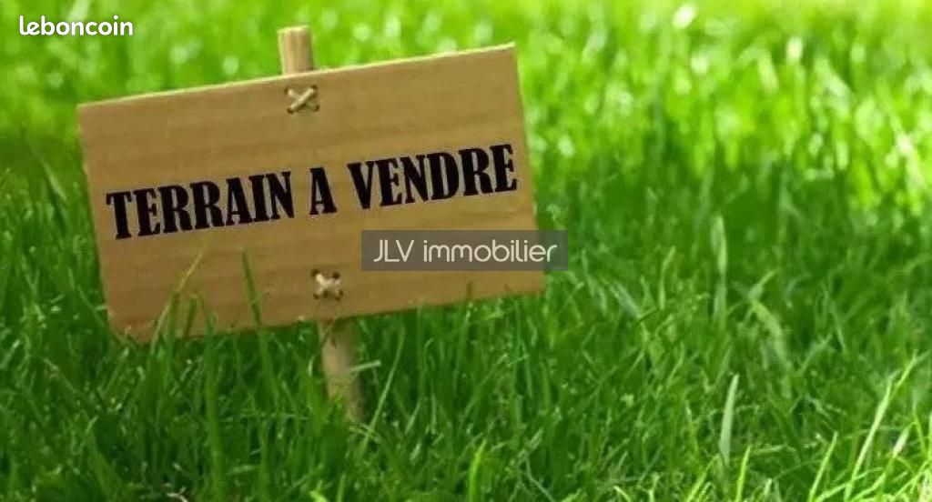 Terrain 1 595 m² Esquelbecq · 133 900 €