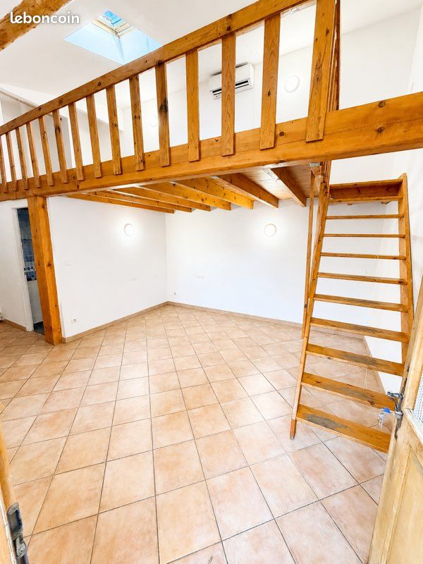 Appartement 2 pièces 35 m² · à Nîmes · 35 m² · 560 €
