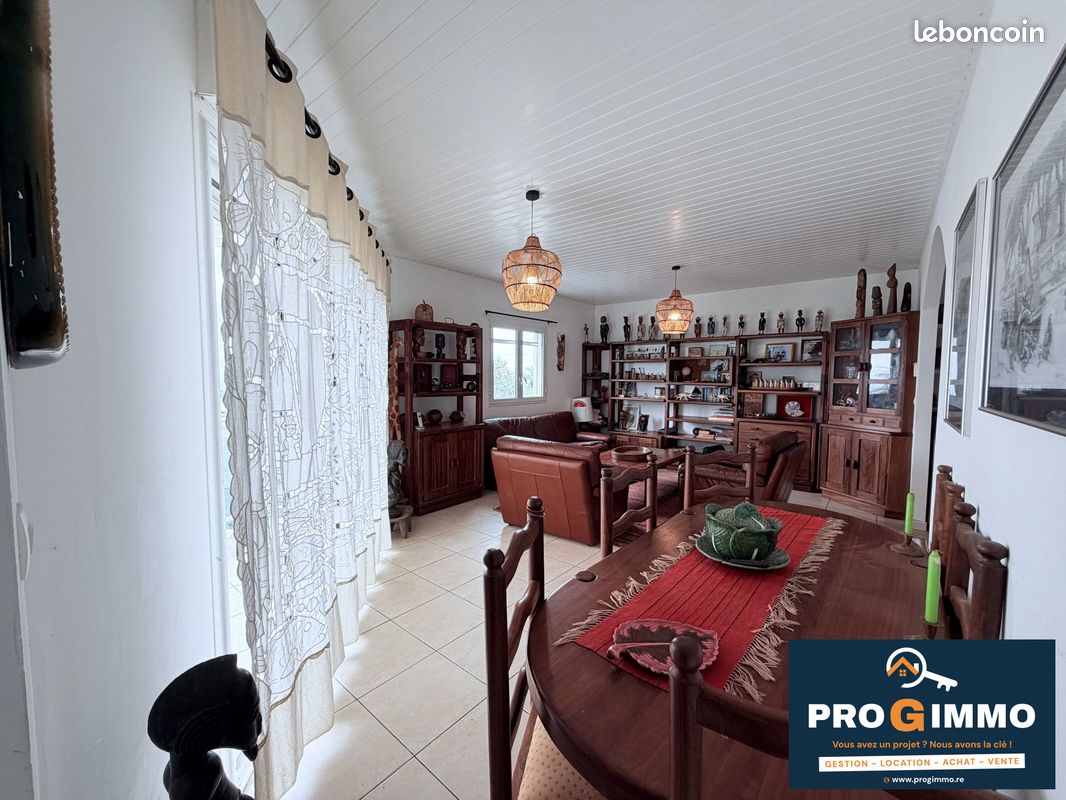 Maison 6 pièces 163 m² · à Le Tampon · 163 m² · 415 000 €