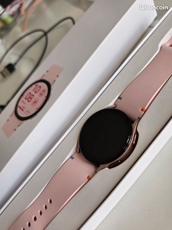 Montre Samsung Watch FE rose (image 2)