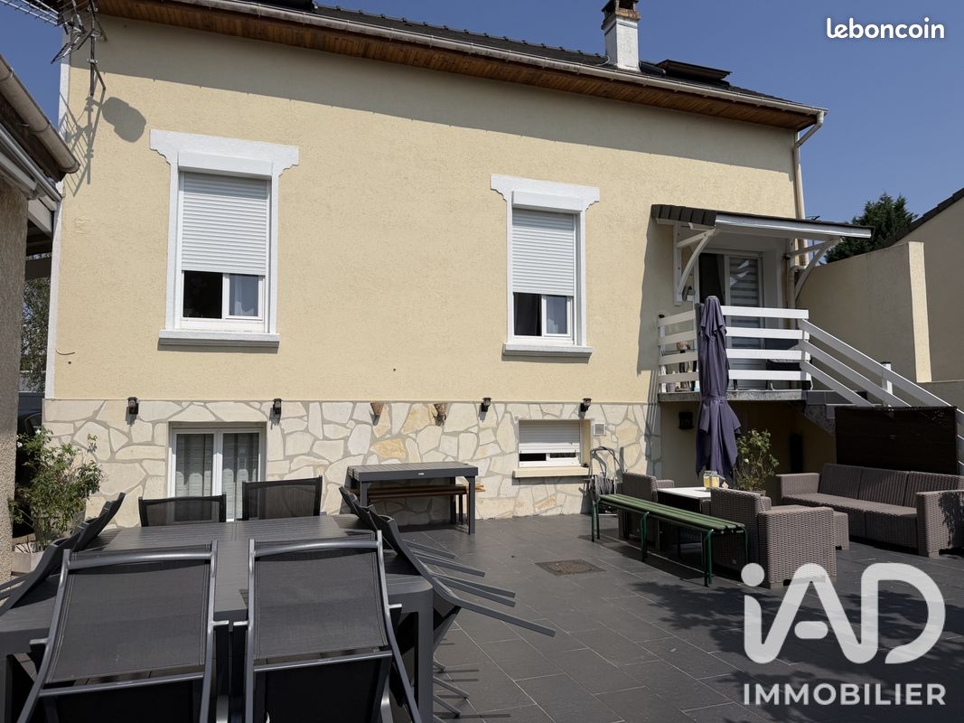 Maison 7 pièces 170 m² · à Courtry · 170 m² · 435 000 €