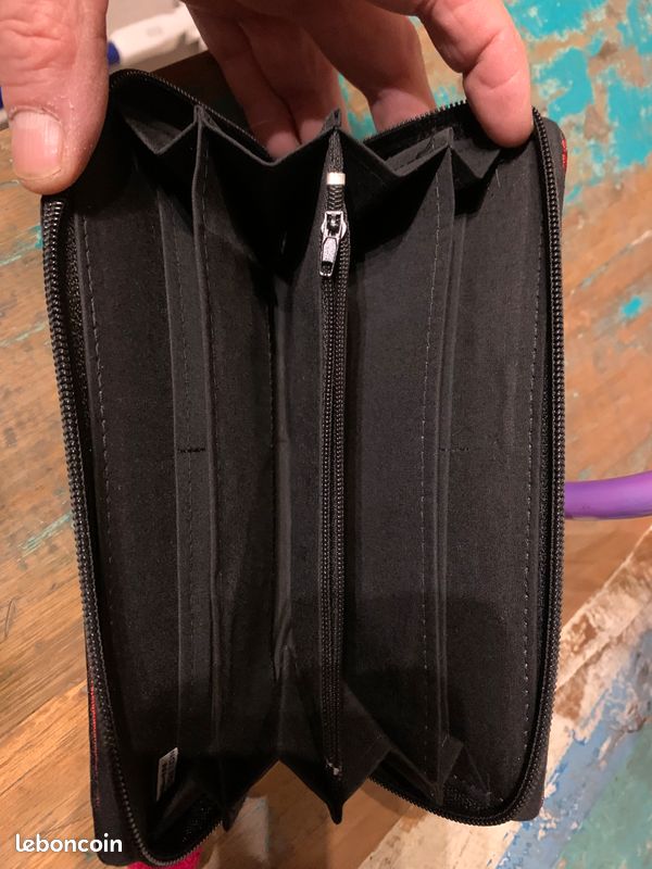 Pochette femme neuve (image 3)