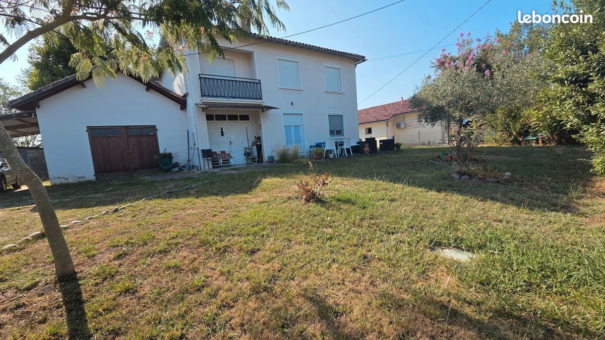 Maison 5 pièces 122 m² · à Riscle · 122 m² · 160 000 €
