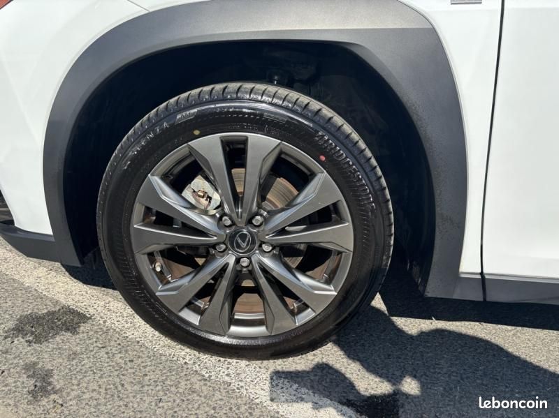 Lexus UX 250h F SPORT Design 2WD (image 4)
