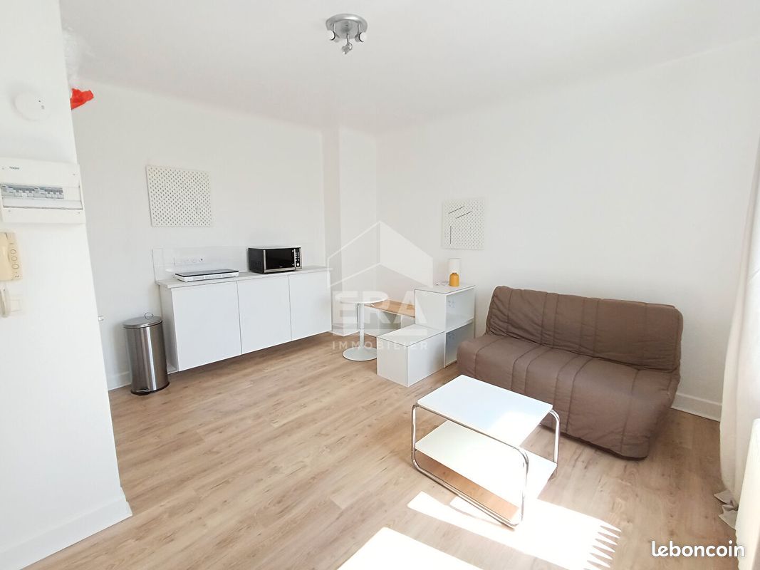 Appartement 1 pièce 19 m² · à La Riche · 19 m² · 550 €