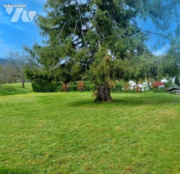 Terrain 476 m² · à Thoiry · 476 m² · 300 000 €