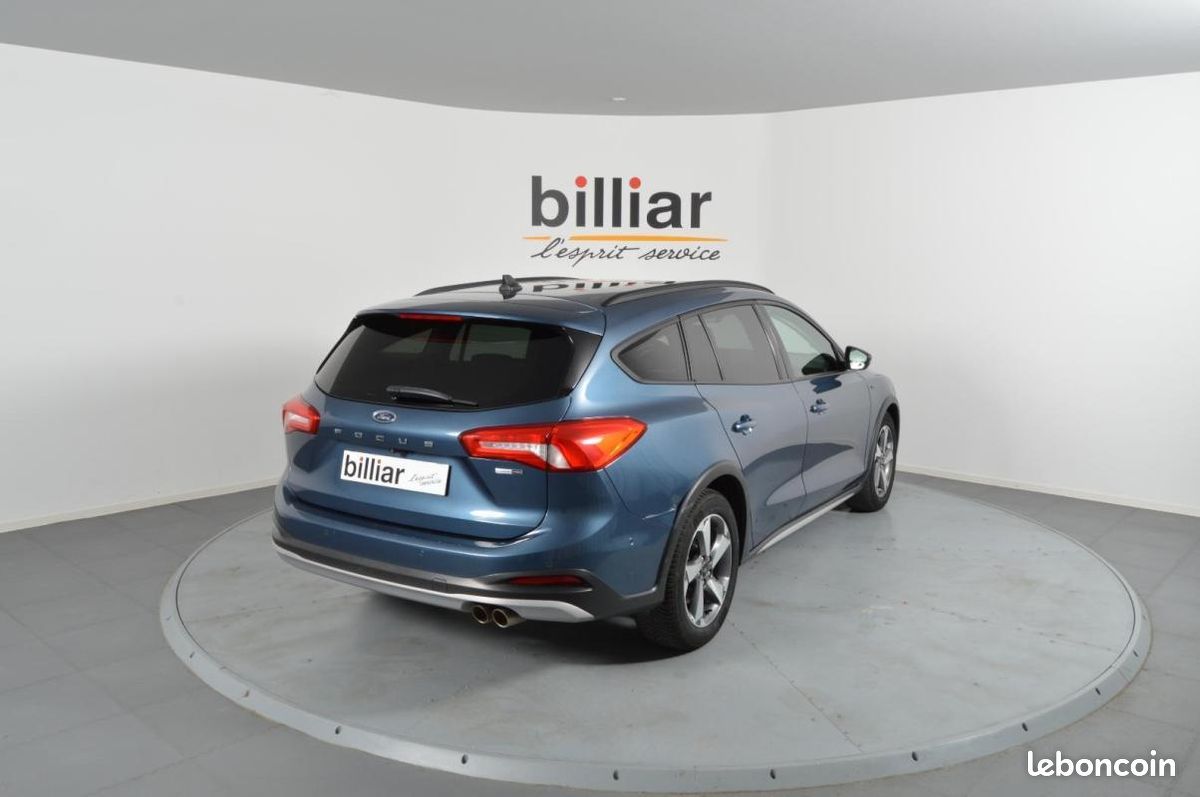 Ford Focus ACTIVE SW 1.0 ECOBOOST 125 S&S (image 6)