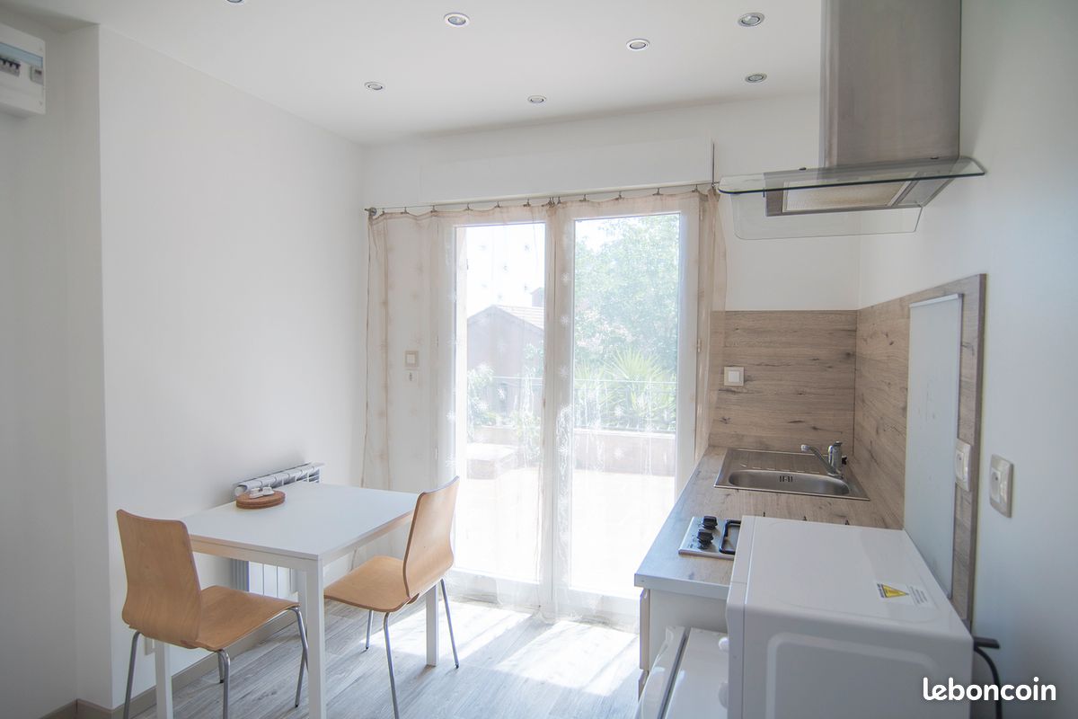 Appartement 2 pièces 18 m² · à La Garde · 18 m² · 590 €