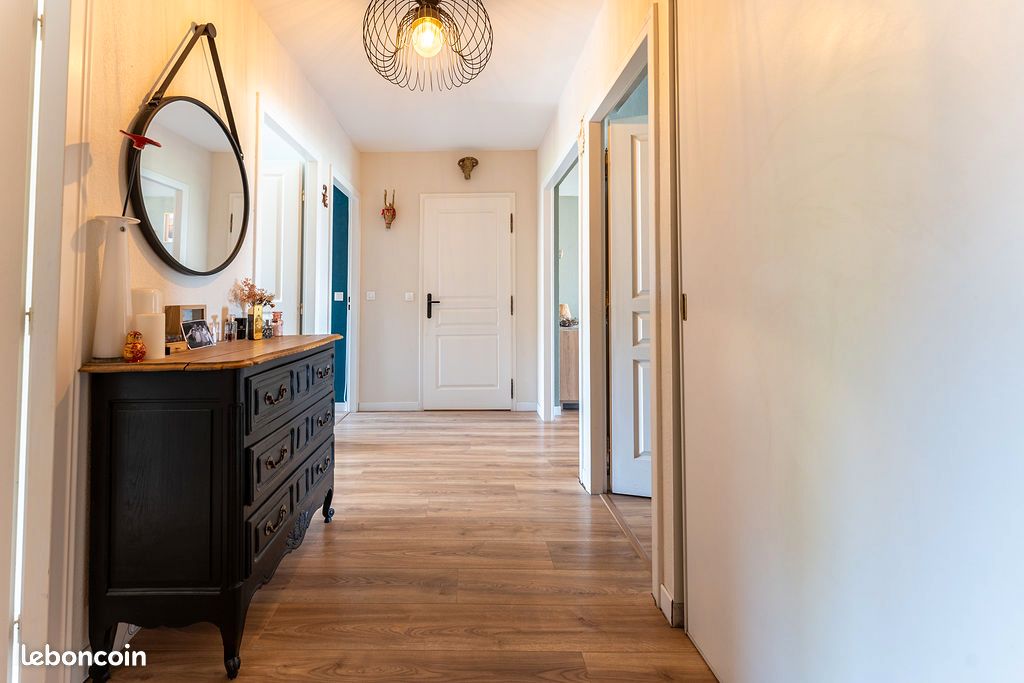 4 pièces 86m² avec vue mer, piscine, terrasse, garage et cave (image 10)