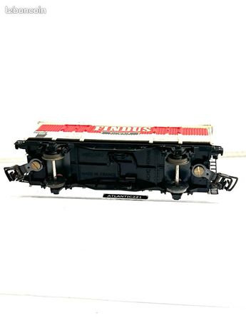 Fourgon SNCF FINDUS HO Hornby 7131 - Échelle HO - Excellent État