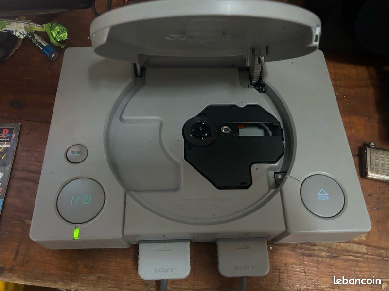 🎮Sony PlayStation 1 PS1 – 2 manettes officielles + mallette de transport + câbles (image 5)