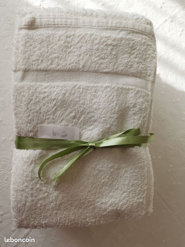 Lot de serviettes blanches en coton (image 1)