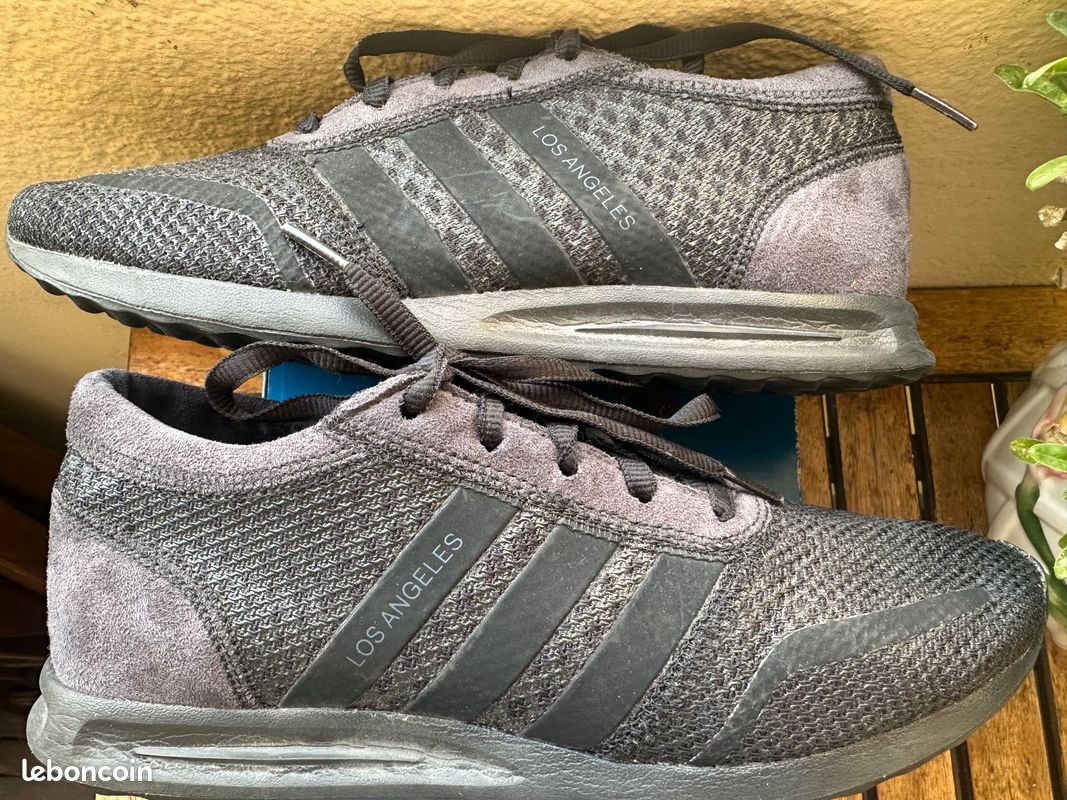 Adidas Baskets Running pour Femme Modèle Los Angeles W Noire - Main Image