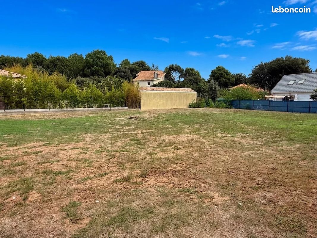 Terrain 990 m² · à Saint-Brevin-les-Pins · 990 m² · 418 000 €
