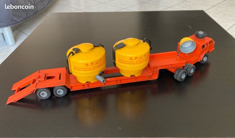 BE163 France Jouets FJ - Tracteur Pacific avec remorque