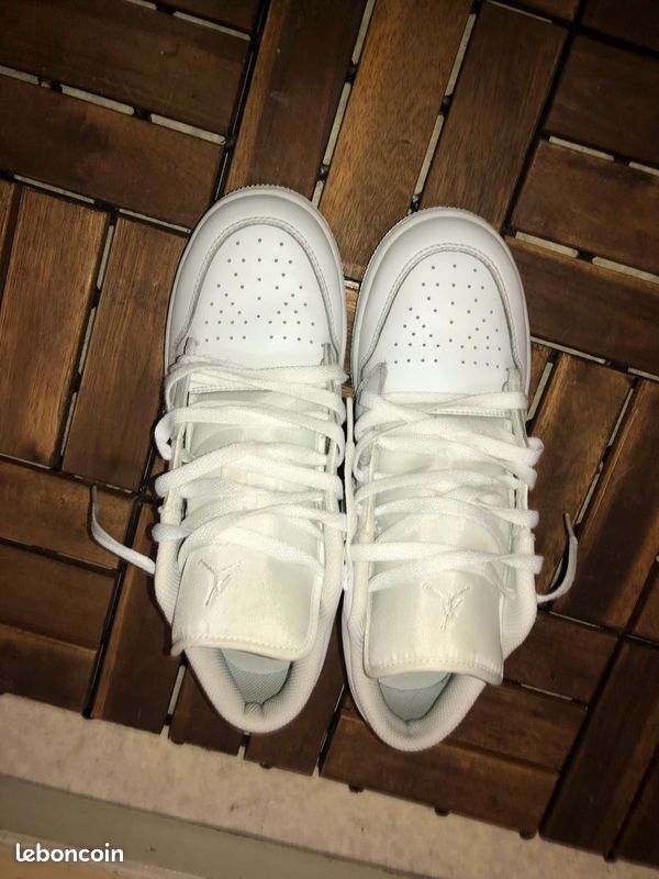 Jordan low one blanche (image 5)