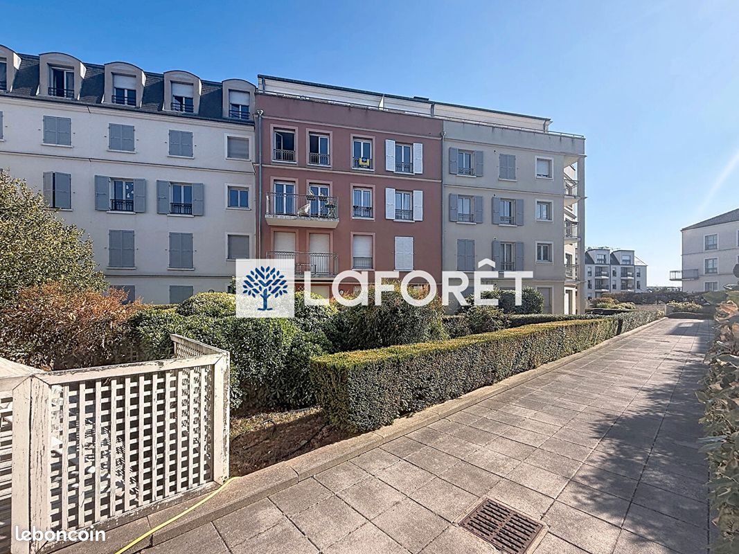 Appartement 3 pièces 69 m² · à Poissy · 69 m² · 1 640 €/mois