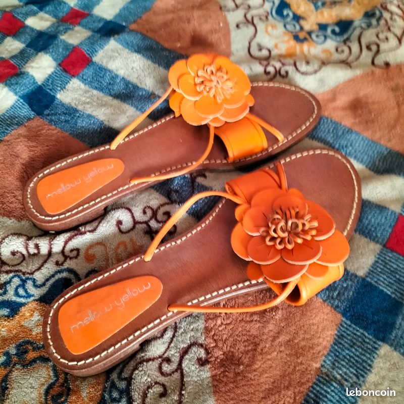Sandales Femme TU Couleur Corail – Taille UK 7 / EUR 40 – Neuves Sans Emballage – Idéal Cadeau