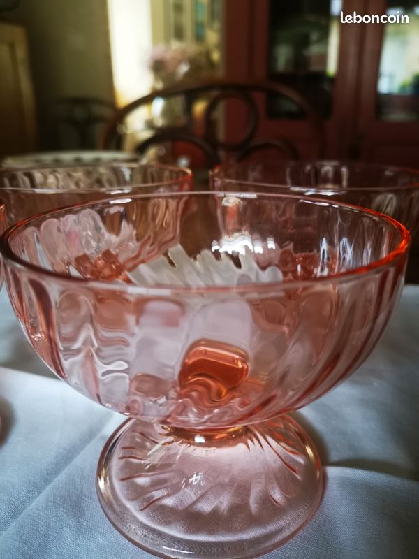 Lot De 4 Coupes à Glace Ou Fruit Arcopal France - Verre Rose - Occasion