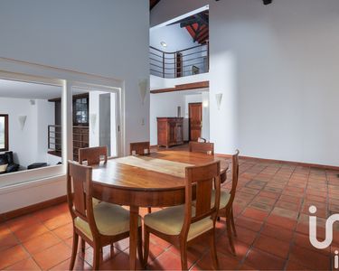 Maison 600 000 € - 179 m²