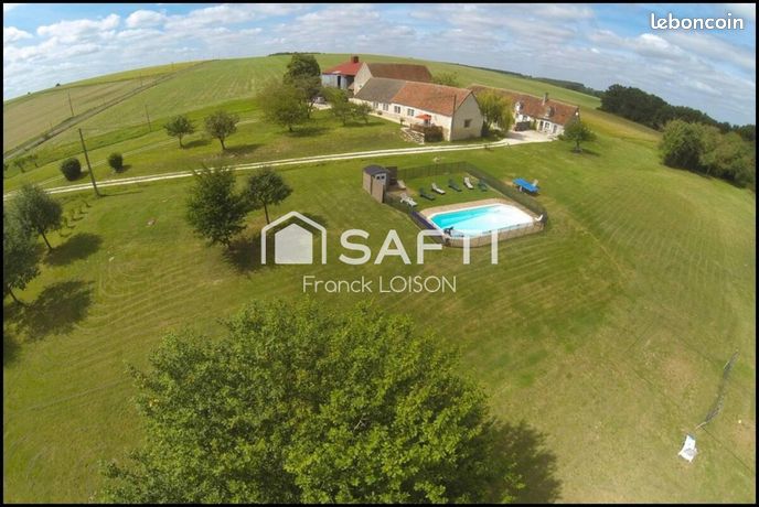 Propriété 10 pièces 330 m²