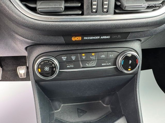 Ford Fiesta 1.0 EcoBoost 95 ch S&S BVM6 ST-Line (image 15)