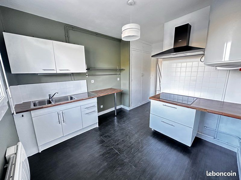 Appartement 3 pièces 60 m² · à Vire Normandie · 60 m² · 620 €