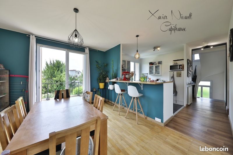 Maison 7 pièces 190 m² · à Bourg-en-Bresse · 190 m² · 350 000 €