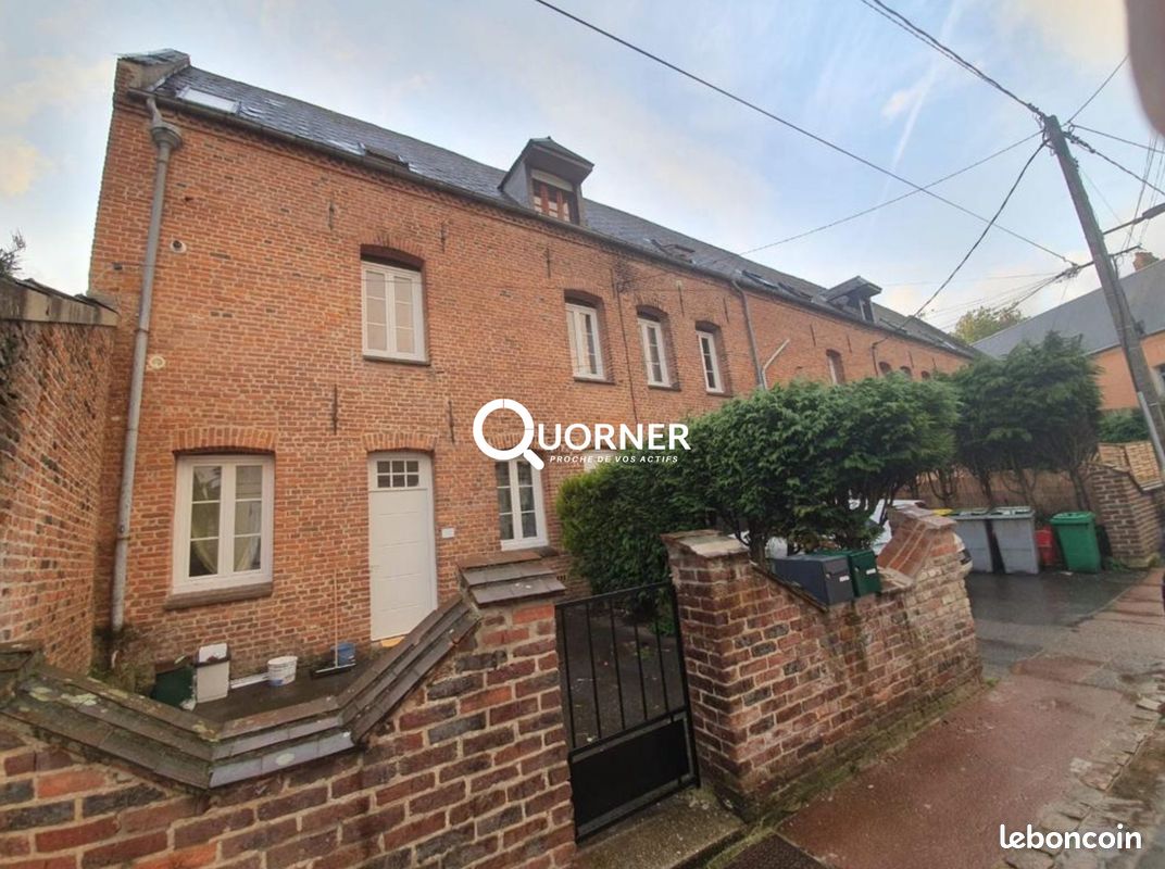 Immeuble 203 m² · à Hesdin-la-Forêt · 203 m² · 230 000 €